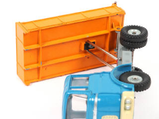 Lot 350 - DINKY TOYS (FRANCE) (1)