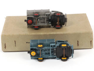 Lot 314 - DINKY TOYS (FRANCE) (3)