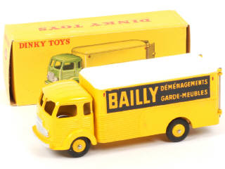 Lot 343 - DINKY TOYS (FRANCE) (1)
