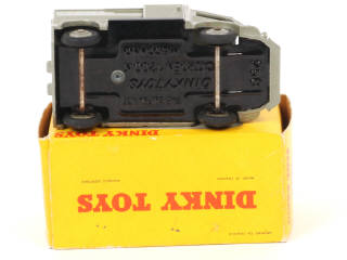 Lot 324 - DINKY TOYS (FRANCE) (1)