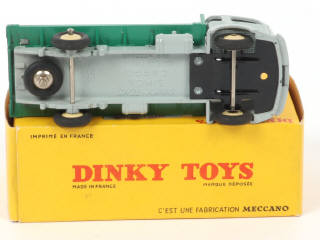 Lot 346 - DINKY TOYS (FRANCE) (1)