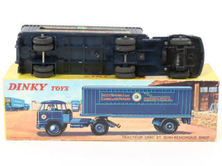 Lot 361 - DINKY TOYS (FRANCE) (1)