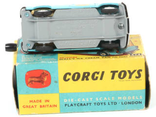 Lot 76 - CORGI TOYS (GB) (1)