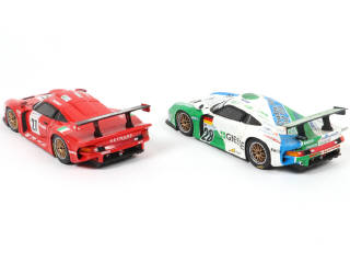 Lot 7 - UT MODELS (CHINE) (2)