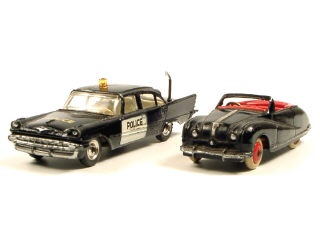 Lot 190 - DINKY TOYS (GB) (2)