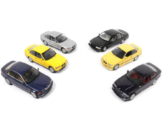 Lot 40 - UT MODELS (CHINE) (6)