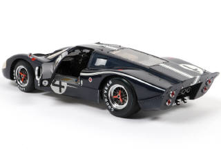 Lot 59 - EXOTO (USA) (1)