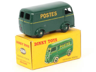 Lot 194 - DINKY TOYS (FRANCE) (1)