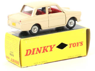 Lot 167 - DINKY TOYS (FRANCE) (1)