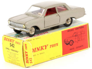 Lot 175 - DINKY TOYS (FRANCE) (1)