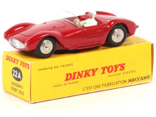 Lot 153 - DINKY TOYS (FRANCE) (1)