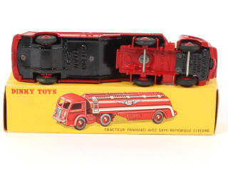 Lot 203 - DINKY TOYS (FRANCE) (1)