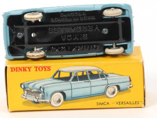 Lot 159 - DINKY TOYS (FRANCE) (1)