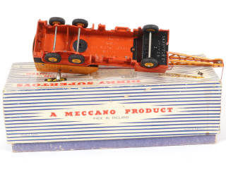 Lot 205 - DINKY TOYS (FRANCE) (1)