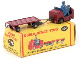 Lot 105 - DINKY TOYS (GB) (1)