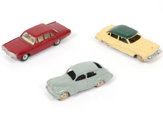 Lot 235 - DINKY TOYS (FRANCE) (3)