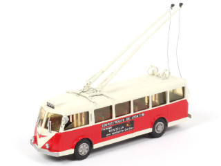 Lot 99 - MINITRUCKS (FRANCE) (1)