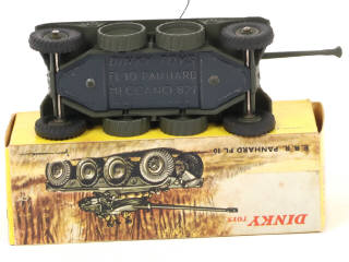 Lot 207 - DINKY TOYS (FRANCE) (1)