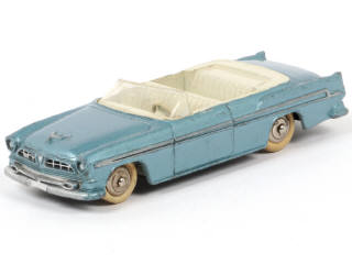 Lot 131 - DINKY TOYS (FRANCE) (1)