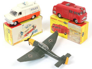 Lot 123 - DINKY TOYS (GB) (3)