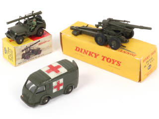 Lot 240 - DINKY TOYS (FRANCE) (3)