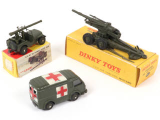 Lot 240 - DINKY TOYS (FRANCE) (3)