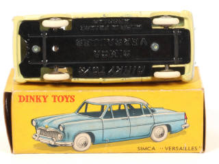 Lot 158 - DINKY TOYS (FRANCE) (1)