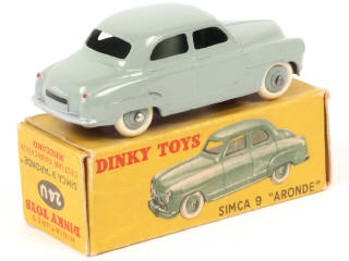 Lot 156 - DINKY TOYS (FRANCE) (1)