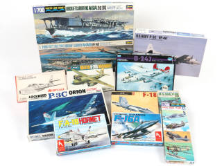 Lot 35 - DIVERS (12)