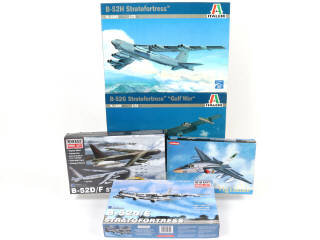 Lot 3 - DIVERS (5)