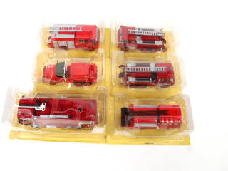 Lot 208 - HACHETTE EDITIONS (FRANCE) (6)