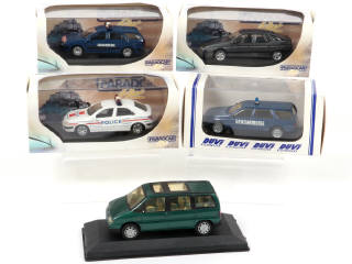 Lot 66 - DIVERS (5)