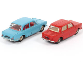 Lot 180 - DINKY TOYS (FRANCE) (2)