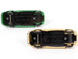 Lot 103 - DINKY TOYS (GB) (2)