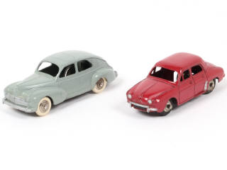 Lot 187 - DINKY TOYS (FRANCE) (2)