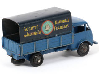 Lot 150 - DINKY TOYS (FRANCE) (1)