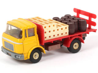 Lot 157 - DINKY TOYS (FRANCE) (1)