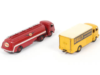 Lot 193 - DINKY TOYS (FRANCE) (2)