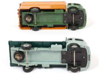 Lot 194 - DINKY TOYS (FRANCE) (2)