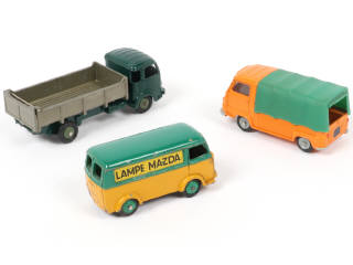 Lot 210 - DINKY TOYS (FRANCE) (3)