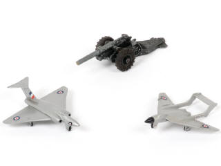 Lot 57 - NICKYTOYS (INDE) (3)
