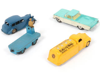 Lot 127 - DINKY TOYS (GB) (4)