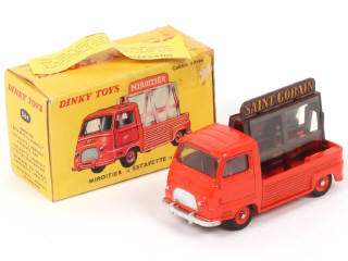 Lot 177 - DINKY TOYS (FRANCE) (1)