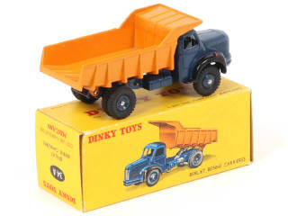 Lot 174 - DINKY TOYS (FRANCE) (1)