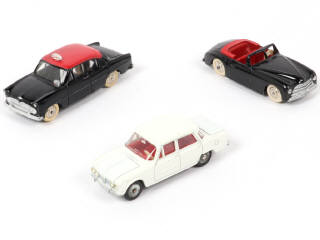 Lot 207 - DINKY TOYS (FRANCE) (3)