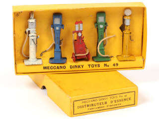 Lot 33 - DINKY TOYS (FRANCE) (1)