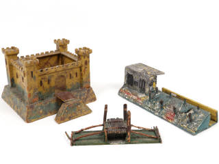 Lot 149 - DIVERS (3)