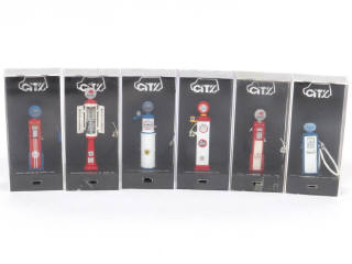 Lot 87 - DIVERS (7)