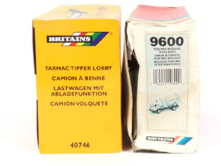 Lot 195 - BRITAINS (GB) (2)