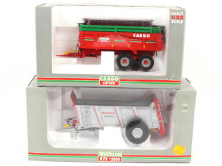 Lot 61 - DIVERS (2)
